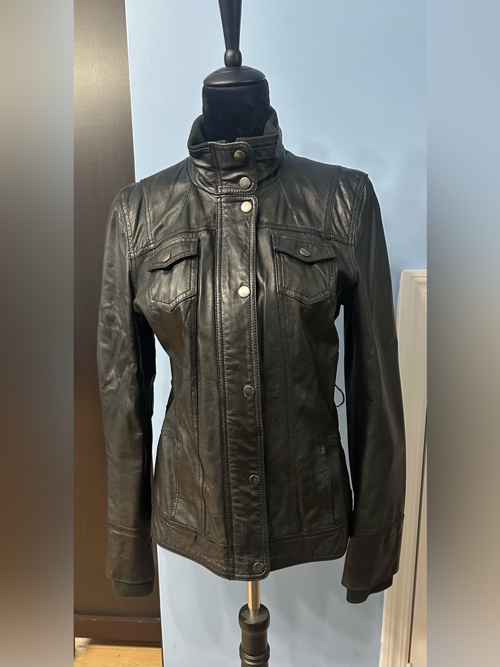 Black Rivet Women's Black Leather Snap-Front Jacket